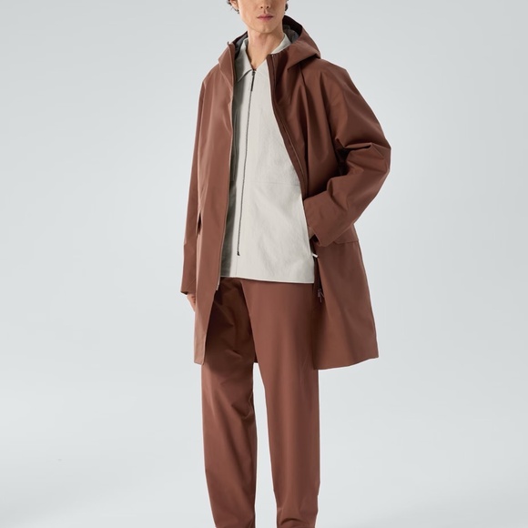 Arc'teryx Veilance Monitor Coat Medium in Ganache - Picture 4 of 10